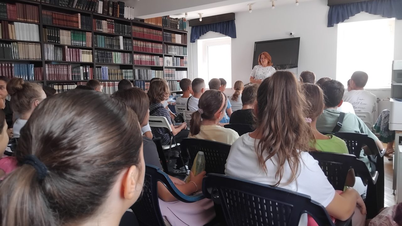 ЕЛИЗАБЕТА ГЕОРГИЕВ – ПЛЕТИЉА МРЕЖА ЗА РИЈЕЧИ